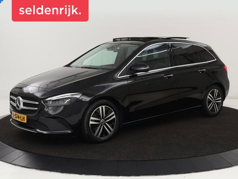 Mercedes-Benz B-Klasse 180 Business Solution Luxury | Panoramadak | Leder | Stoelverwarming | Trekhaak | Memory | Keyless | Matrix LED | Sfeerverlichting | Navigatie | Widescreen