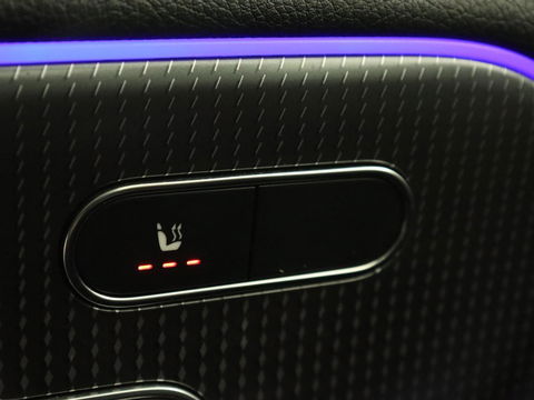 Mercedes-Benz B-Klasse 180 Business Solution Luxury | Panoramadak | Leder | Stoelverwarming | Trekhaak | Memory | Keyless | Matrix LED | Sfeerverlichting | Navigatie | Widescreen