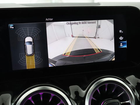 Mercedes-Benz B-Klasse 180 Business Solution Luxury | Panoramadak | Leder | Stoelverwarming | Trekhaak | Memory | Keyless | Matrix LED | Sfeerverlichting | Navigatie | Widescreen