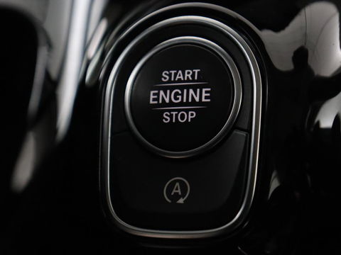 Mercedes-Benz B-Klasse 180 Business Solution Luxury | Panoramadak | Leder | Stoelverwarming | Trekhaak | Memory | Keyless | Matrix LED | Sfeerverlichting | Navigatie | Widescreen