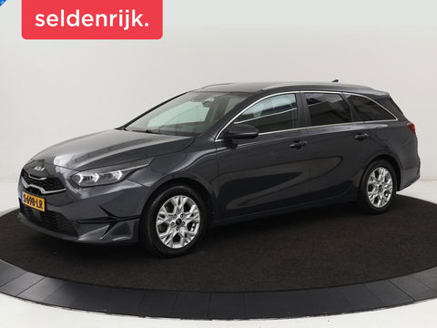Kia Ceed 1.0 T-GDi DynamicPlusLine | Stoel & stuurverwarming | Trekhaak | Adaptive cruise | Camera | Half leder | Keyless | Full LED | Carplay | Navigatie | Climate control | Parkeerhulp