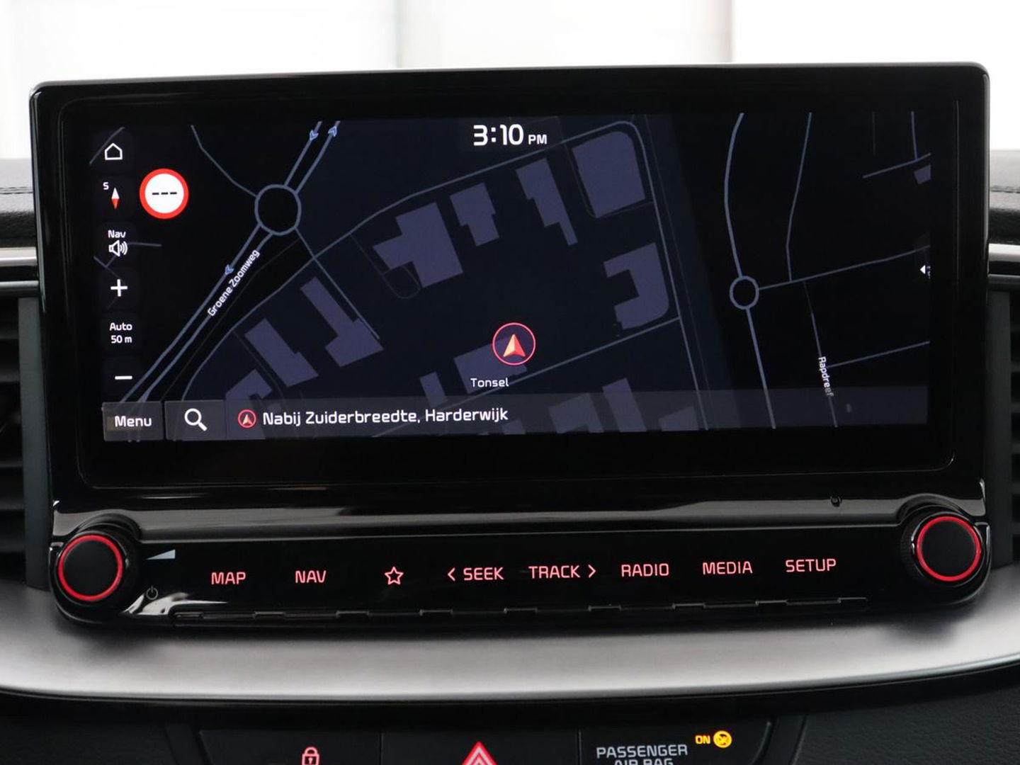 Kia Ceed 1.0 T-GDi DynamicPlusLine | Stoel & stuurverwarming | Trekhaak | Adaptive cruise | Camera | Half leder | Keyless | Full LED | Carplay | Navigatie | Climate control | Parkeerhulp