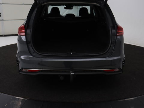 Kia Ceed 1.0 T-GDi DynamicPlusLine | Stoel & stuurverwarming | Trekhaak | Adaptive cruise | Camera | Half leder | Keyless | Full LED | Carplay | Navigatie | Climate control | Parkeerhulp