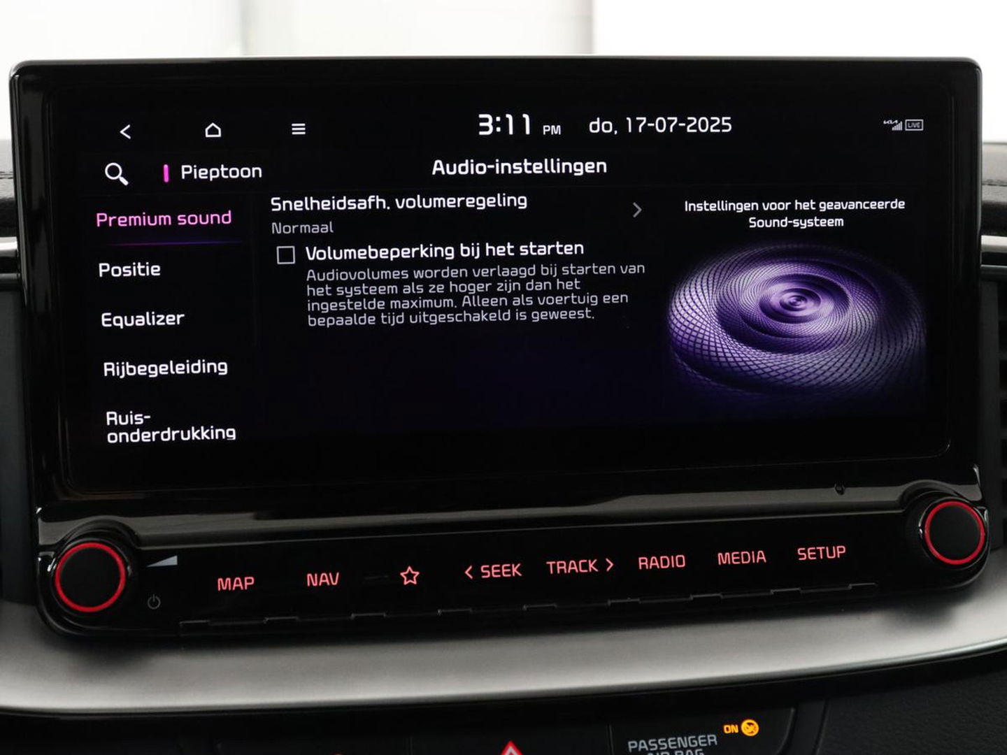 Kia Ceed 1.0 T-GDi DynamicPlusLine | Stoel & stuurverwarming | Trekhaak | Adaptive cruise | Camera | Half leder | Keyless | Full LED | Carplay | Navigatie | Climate control | Parkeerhulp