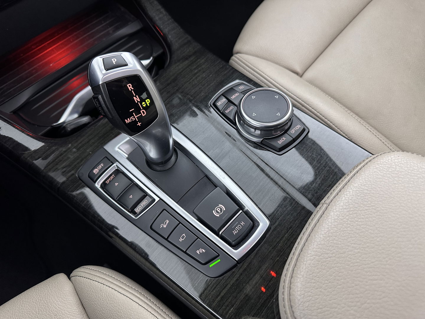 BMW X4 xDrive20d High Executive Aut. *PANO | HEAD-UP | FULL-LEATHER | XENON | SPORT-SEATS | BLIND-SPOT | HIFI-SOUND | TOP-VIEW | NAVI-FULLMAP | 20''ALU*