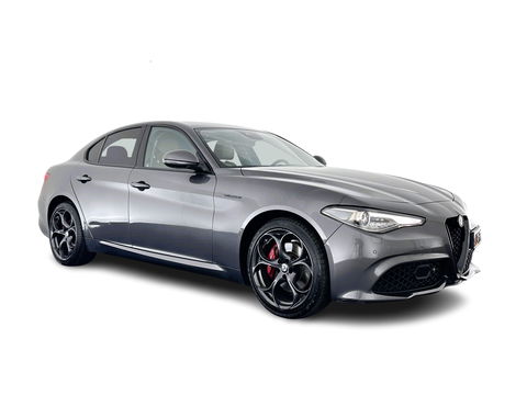 Alfa Romeo Giulia 2.0 T AWD Veloce Aut. *FULL-LEATHER | XENON | MEMORY-PACK | HARMAN/KARDON | CAMERA | KEYLESS | DAB+ | NAVI-FULLMAP | ECC | PDC | CRUISE | 19''ALU*