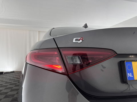 Alfa Romeo Giulia 2.0 T AWD Veloce Aut. *FULL-LEATHER | XENON | MEMORY-PACK | HARMAN/KARDON | CAMERA | KEYLESS | DAB+ | NAVI-FULLMAP | ECC | PDC | CRUISE | 19''ALU*