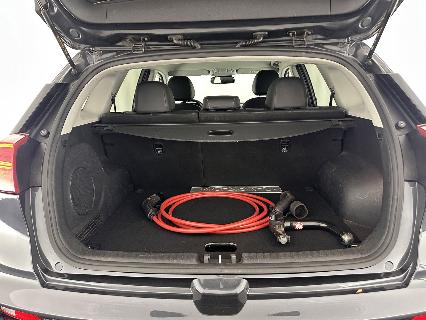 Kia e-Niro ExecutiveLine 64 kWh [ 3-Fase ] (INCL-BTW) Aut. *LUXURY-LEATHER | JBL-AUDIO | FULL-LED | NAVI-FULLMAP | DAB | ADAPTIVE-CRUISE | CAMERA | MEMORY-PACK | LANE-ASSIST | CCS-FASTLOADER | KEYLESS | DIGI-COCKPIT | 17"ALU*