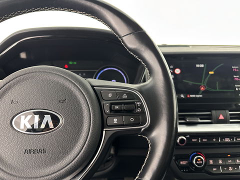Kia e-Niro ExecutiveLine 64 kWh [ 3-Fase ] (INCL-BTW) Aut. *LUXURY-LEATHER | JBL-AUDIO | FULL-LED | NAVI-FULLMAP | DAB | ADAPTIVE-CRUISE | CAMERA | MEMORY-PACK | LANE-ASSIST | CCS-FASTLOADER | KEYLESS | DIGI-COCKPIT | 17"ALU*