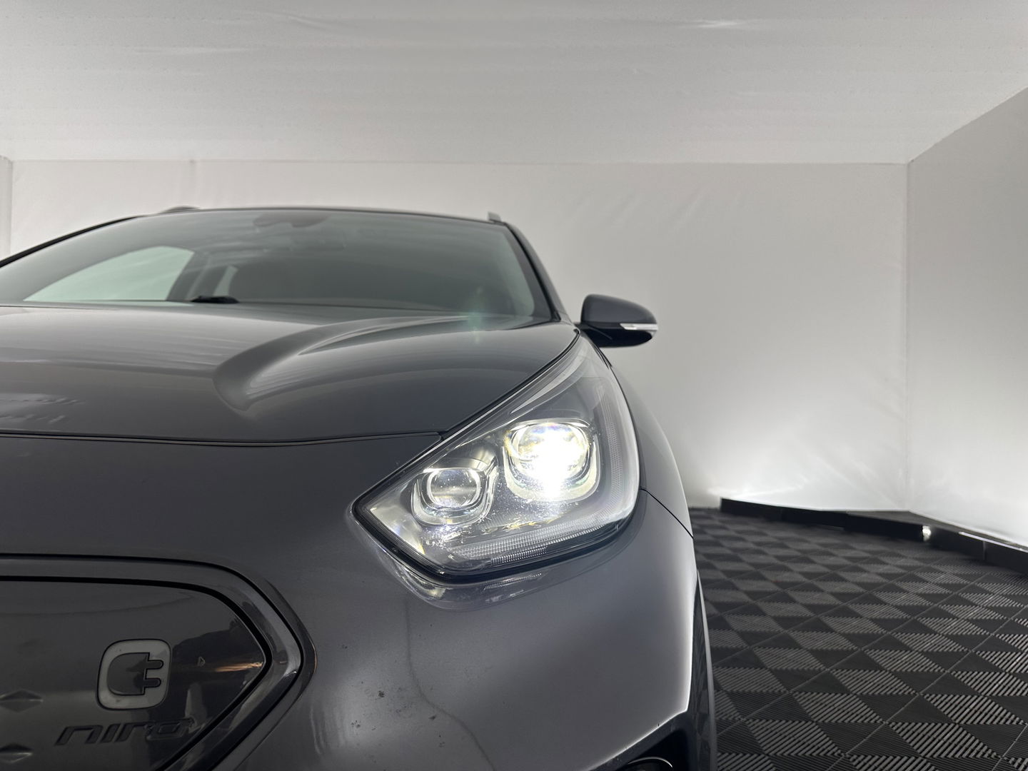 Kia e-Niro ExecutiveLine 64 kWh [ 3-Fase ] (INCL-BTW) Aut. *LUXURY-LEATHER | JBL-AUDIO | FULL-LED | NAVI-FULLMAP | DAB | ADAPTIVE-CRUISE | CAMERA | MEMORY-PACK | LANE-ASSIST | CCS-FASTLOADER | KEYLESS | DIGI-COCKPIT | 17"ALU*