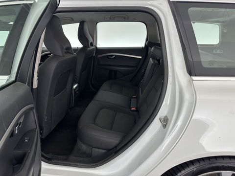 Volvo V70 1.6 D2 Kinetic Aut. *NAVI-FULLMAP | COPMFORT-SEATS | ECC | PDC | CRUISE | 17''ALU | TOWBAR*