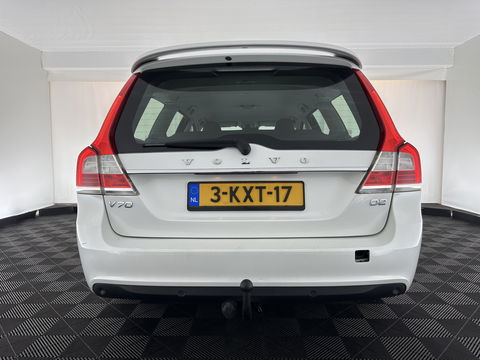 Volvo V70 1.6 D2 Kinetic Aut. *NAVI-FULLMAP | COPMFORT-SEATS | ECC | PDC | CRUISE | 17''ALU | TOWBAR*