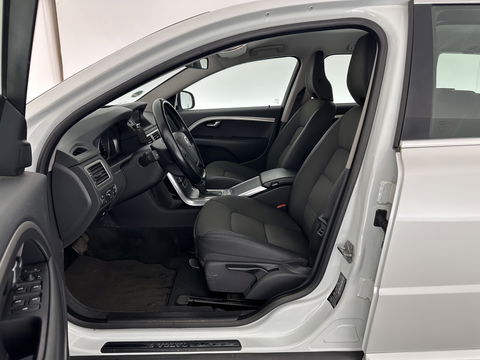 Volvo V70 1.6 D2 Kinetic Aut. *NAVI-FULLMAP | COPMFORT-SEATS | ECC | PDC | CRUISE | 17''ALU | TOWBAR*