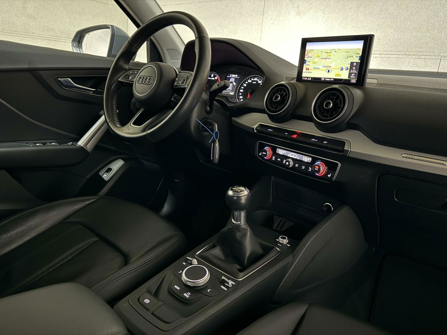 Audi Q2 30 TFSI Black Edition Navi Clima Cruise Camera Stoelv. Trekh.