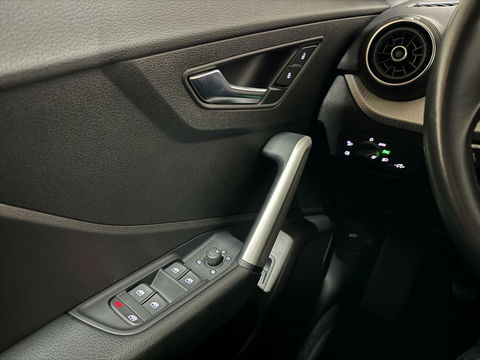 Audi Q2 30 TFSI Black Edition Navi Clima Cruise Camera Stoelv. Trekh.