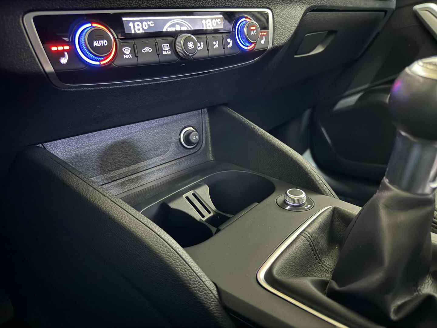 Audi Q2 30 TFSI Black Edition Navi Clima Cruise Camera Stoelv. Trekh.