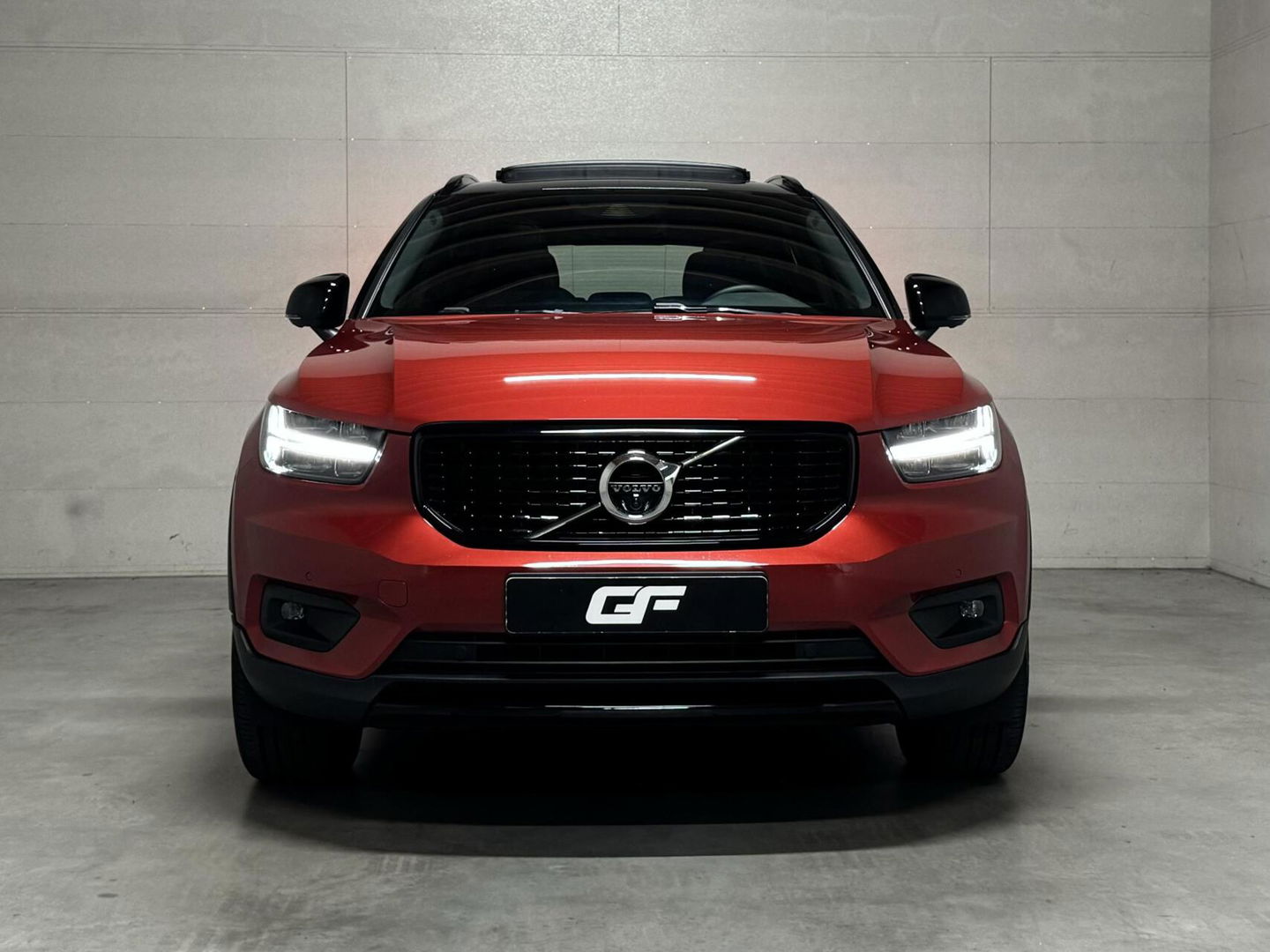 Volvo XC40 1.5 T5 Recharge R-Design Pano H/K Leer 360° Trekh. Autopilot NAP