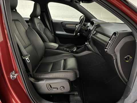 Volvo XC40 1.5 T5 Recharge R-Design Pano H/K Leer 360° Trekh. Autopilot NAP