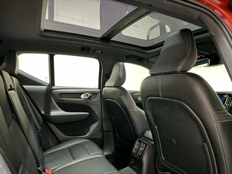 Volvo XC40 1.5 T5 Recharge R-Design Pano H/K Leer 360° Trekh. Autopilot NAP