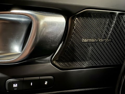 Volvo XC40 1.5 T5 Recharge R-Design Pano H/K Leer 360° Trekh. Autopilot NAP