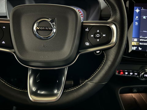 Volvo XC40 1.5 T5 Recharge R-Design Pano H/K Leer 360° Trekh. Autopilot NAP