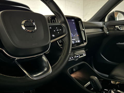 Volvo XC40 1.5 T5 Recharge R-Design Pano H/K Leer 360° Trekh. Autopilot NAP