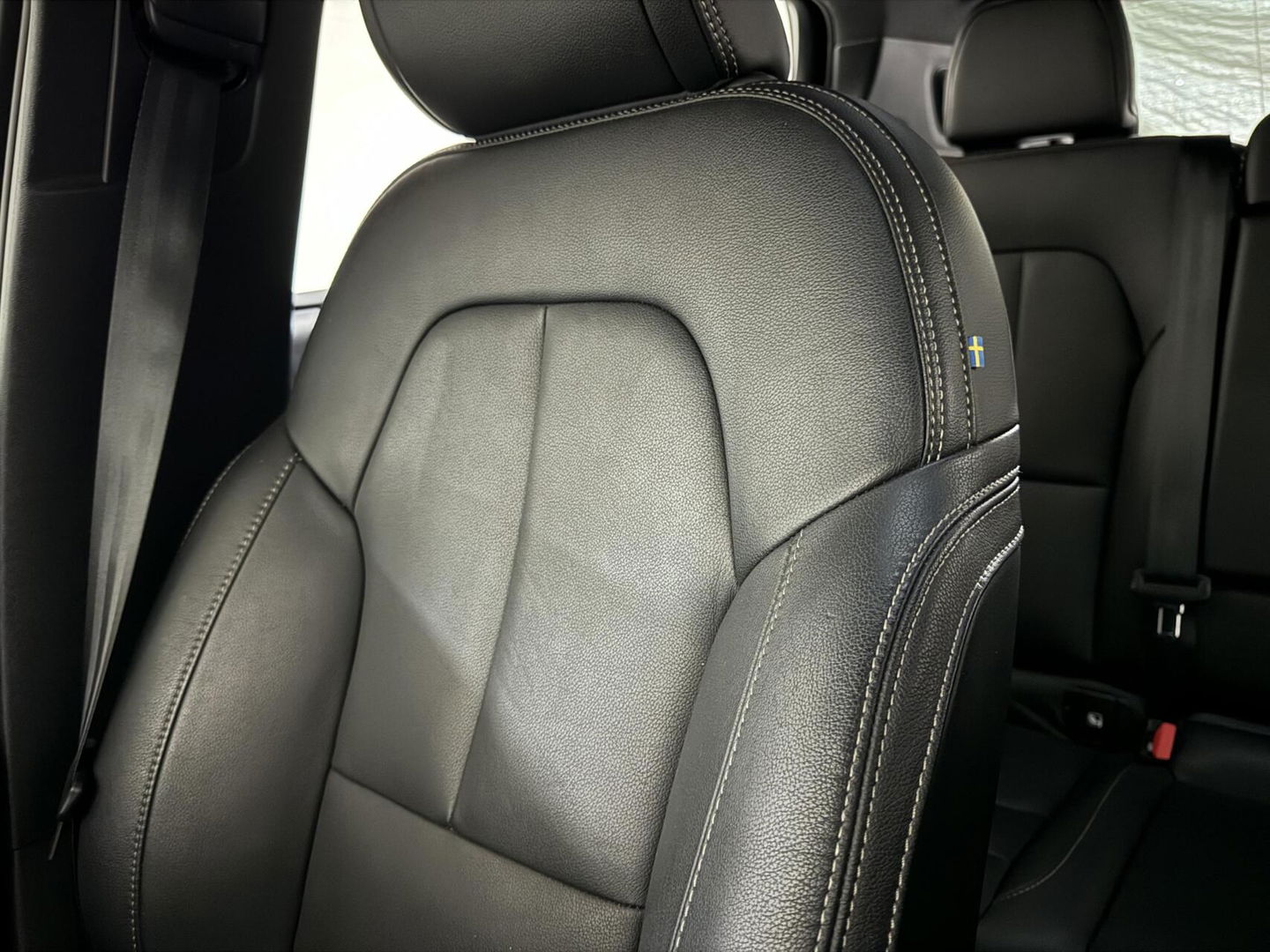 Volvo XC40 1.5 T5 Recharge R-Design Pano H/K Leer 360° Trekh. Autopilot NAP