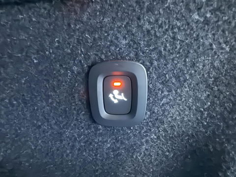 Volvo XC40 1.5 T5 Recharge R-Design Pano H/K Leer 360° Trekh. Autopilot NAP