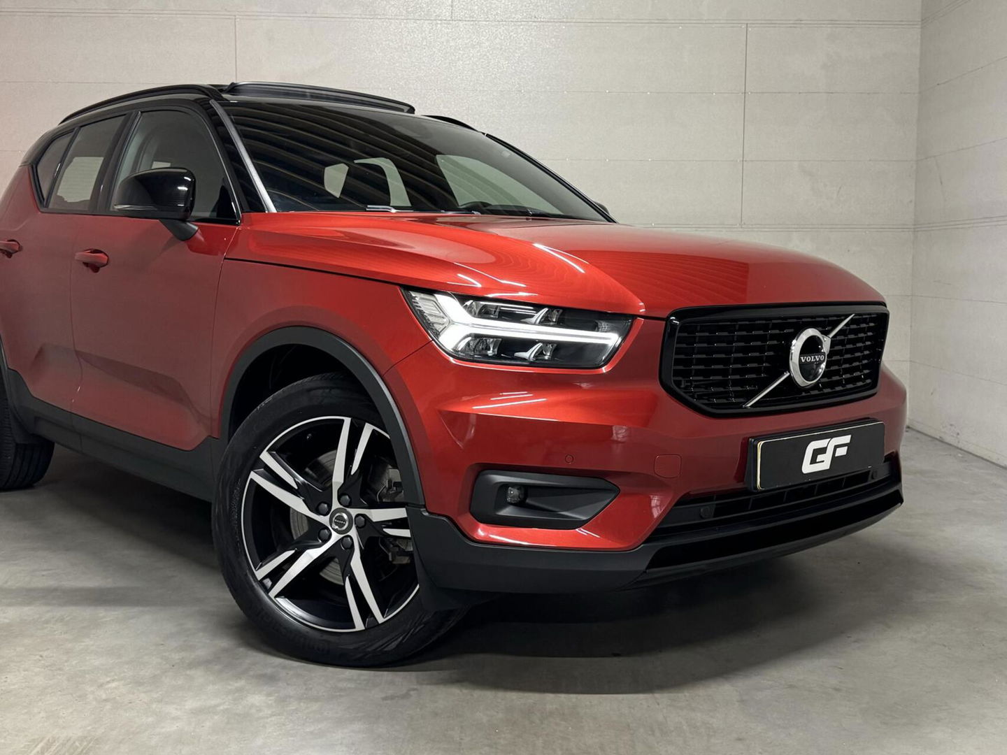 Volvo XC40 1.5 T5 Recharge R-Design Pano H/K Leer 360° Trekh. Autopilot NAP
