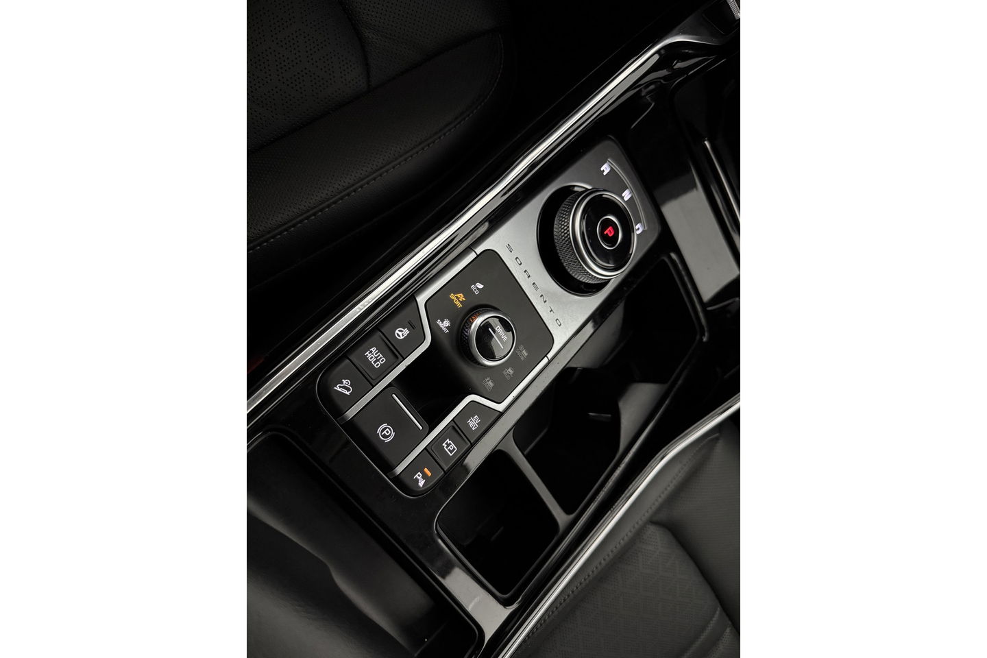 Kia Sorento 1.6 T-GDI Plug-in Hybrid 4WD Dynamic 210PK Sfeer Camera Bose Carplay LED Virtual Leder Navi Clima Cruise 19"LMV PDC