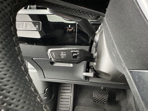 Audi e-tron Sportback 55 quattro S edition 95 kWh [ 3-Fase ] (INCL.BTW) *FULL-LEATHER | FULL-LED | ADAPTIVE-CRUISE | BANG&OLUFSEN | TOP-VIEW | MEMORY-PACK | BLIND-SPOT | KEYLESS | AMBIENT-LIGHT | AIR-SUSPENSION | SPORT-SEATS | DIGI-COCKPIT | 21''ALU |