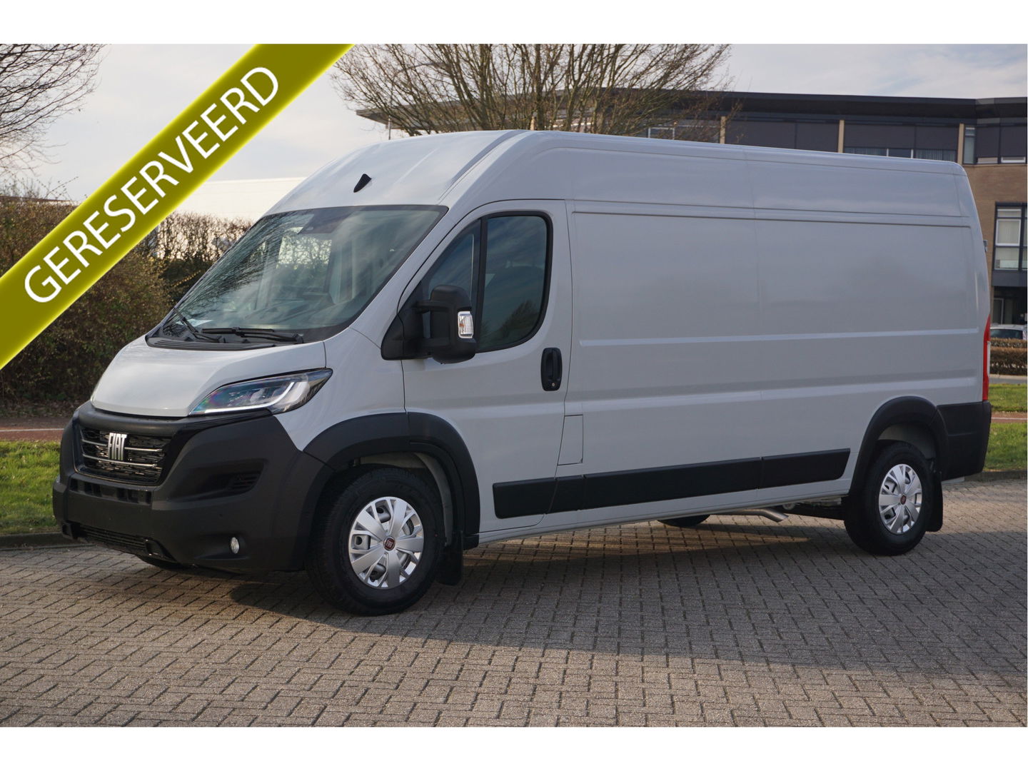 Fiat Ducato Maxi 35 2.2 180PK L3H2 Automaat BPM VRIJ!! Clima, Navi, LED, Cam, ACC, Gev. Stoel, Trekhaak, 270° Deur NR. 982