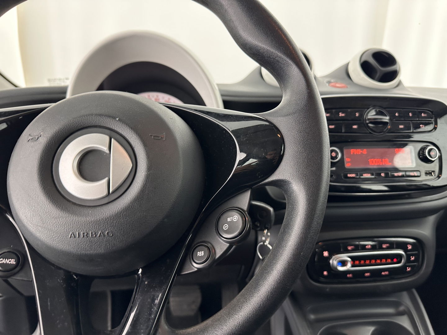Smart Forfour 1.0 Pure Aut. *AIRCO | CRUISE | COMFORT-SEATS | 15''ALU*