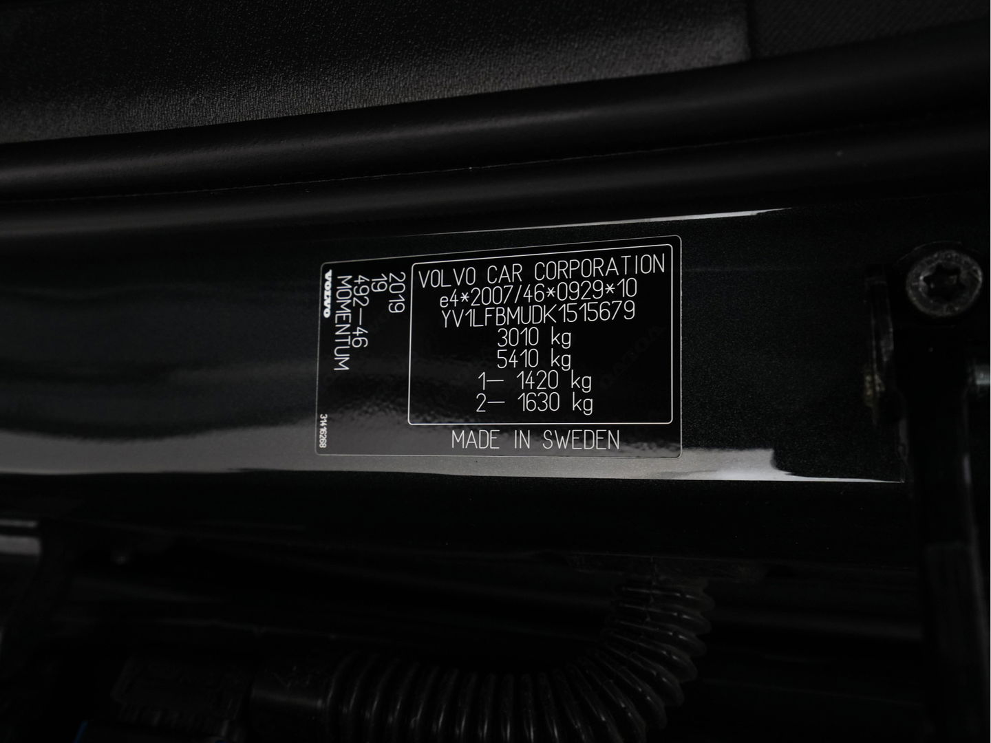 Volvo XC90 2.0 T8 Twin Engine AWD Momentum [ 7-Pers. ] *PANO | FULL-LEATHER | FULL-LED | DIGI-COCKPIT | NAVI-FULLMAP | COMFORT-SEATS | CARPLAY | NAVI-FULLMAP | 19''ALU | ECC | PDC | CRUISE | TOWBAR*
