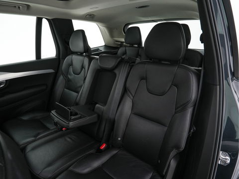 Volvo XC90 2.0 T8 Twin Engine AWD Momentum [ 7-Pers. ] *PANO | FULL-LEATHER | FULL-LED | DIGI-COCKPIT | NAVI-FULLMAP | COMFORT-SEATS | CARPLAY | NAVI-FULLMAP | 19''ALU | ECC | PDC | CRUISE | TOWBAR*