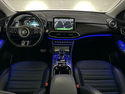 MG EHS 1.5 TGDI PHEV Luxury Pano Leer Virtual 360° Carplay NAP