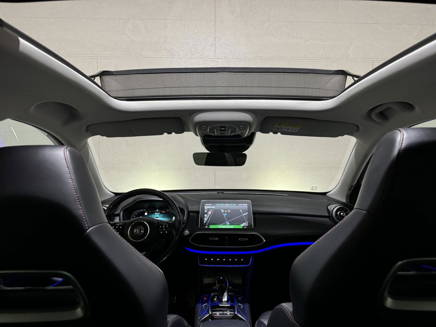 MG EHS 1.5 TGDI PHEV Luxury Pano Leer Virtual 360° Carplay NAP