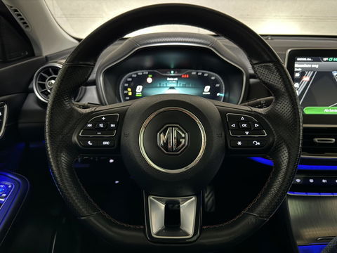 MG EHS 1.5 TGDI PHEV Luxury Pano Leer Virtual 360° Carplay NAP