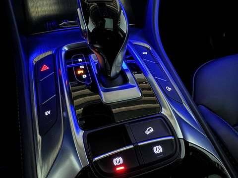 MG EHS 1.5 TGDI PHEV Luxury Pano Leer Virtual 360° Carplay NAP
