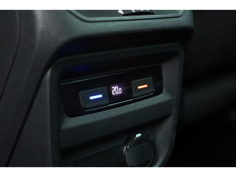 Volkswagen Tiguan 1.4 TSI eHybrid | Navi | Adapt. Cruise | Elek. Trekhaak | Stoelverw. | Camera