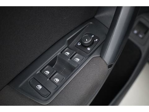 Volkswagen Tiguan 1.4 TSI eHybrid | Navi | Adapt. Cruise | Elek. Trekhaak | Stoelverw. | Camera