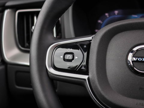 Volvo XC60 T6 Plug-in hybrid AWD Plus Dark 350PK | 21'' | Harman Kardon | Winterpakket | 360 Cam