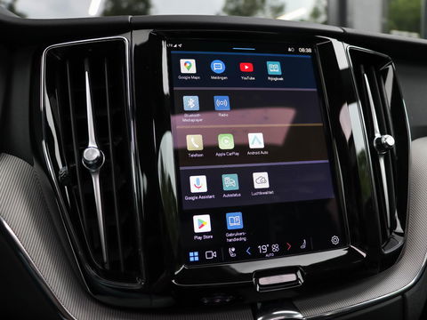 Volvo XC60 T6 Plug-in hybrid AWD Plus Dark 350PK | 21'' | Harman Kardon | Winterpakket | 360 Cam