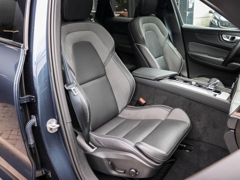Volvo XC60 T6 Plug-in hybrid AWD Plus Dark 350PK | 21'' | Harman Kardon | Winterpakket | 360 Cam