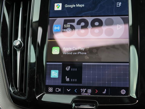 Volvo XC60 T6 Plug-in hybrid AWD Plus Dark 350PK | 21'' | 360 Cam | Winterpakket | Harman Kardon
