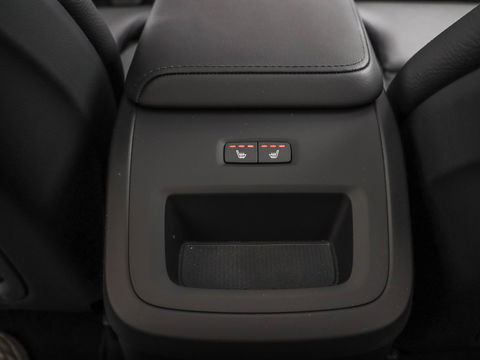 Volvo XC60 T6 Plug-in hybrid AWD Plus Dark 350PK | 21'' | 360 Cam | Winterpakket | Harman Kardon