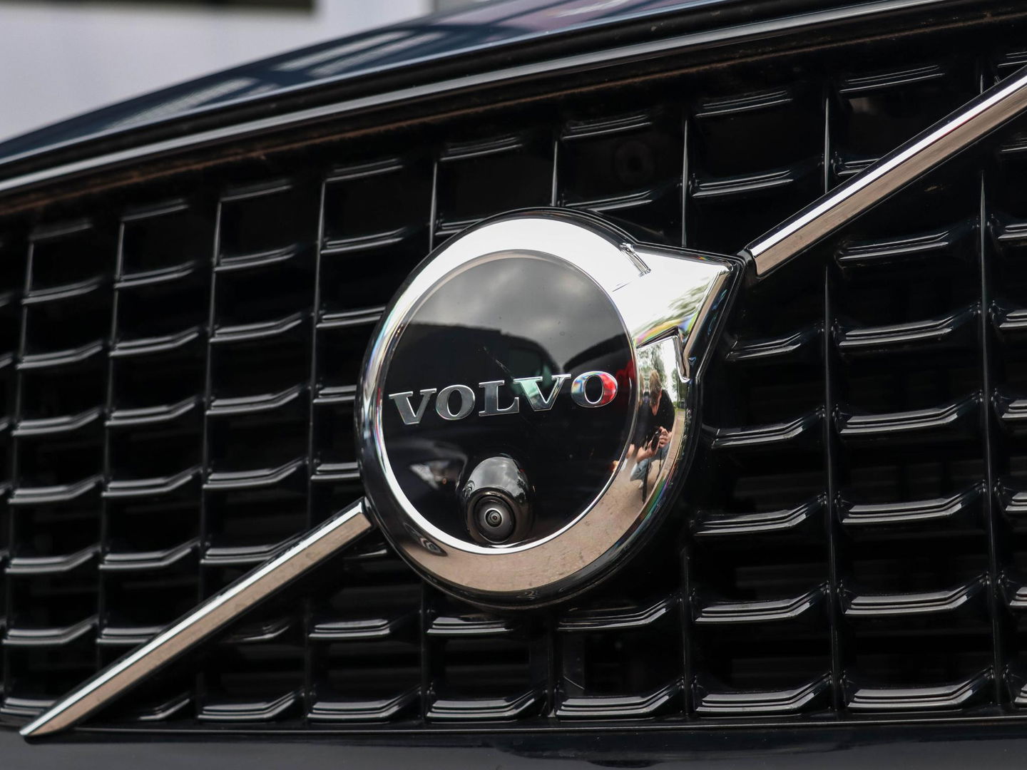 Volvo XC60 T6 Plug-in hybrid AWD Plus Dark 350PK | 21'' | 360 Cam | Winterpakket | Harman Kardon