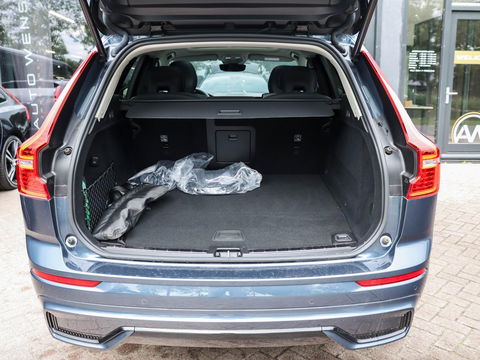 Volvo XC60 T6 Plug-in hybrid AWD Plus Dark 350PK | 21'' | 360 Cam | Winterpakket | Harman Kardon