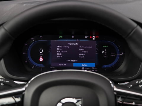 Volvo XC60 T6 Plug-in hybrid AWD Plus Dark 350PK | 21'' | 360 Cam | Winterpakket | Harman Kardon