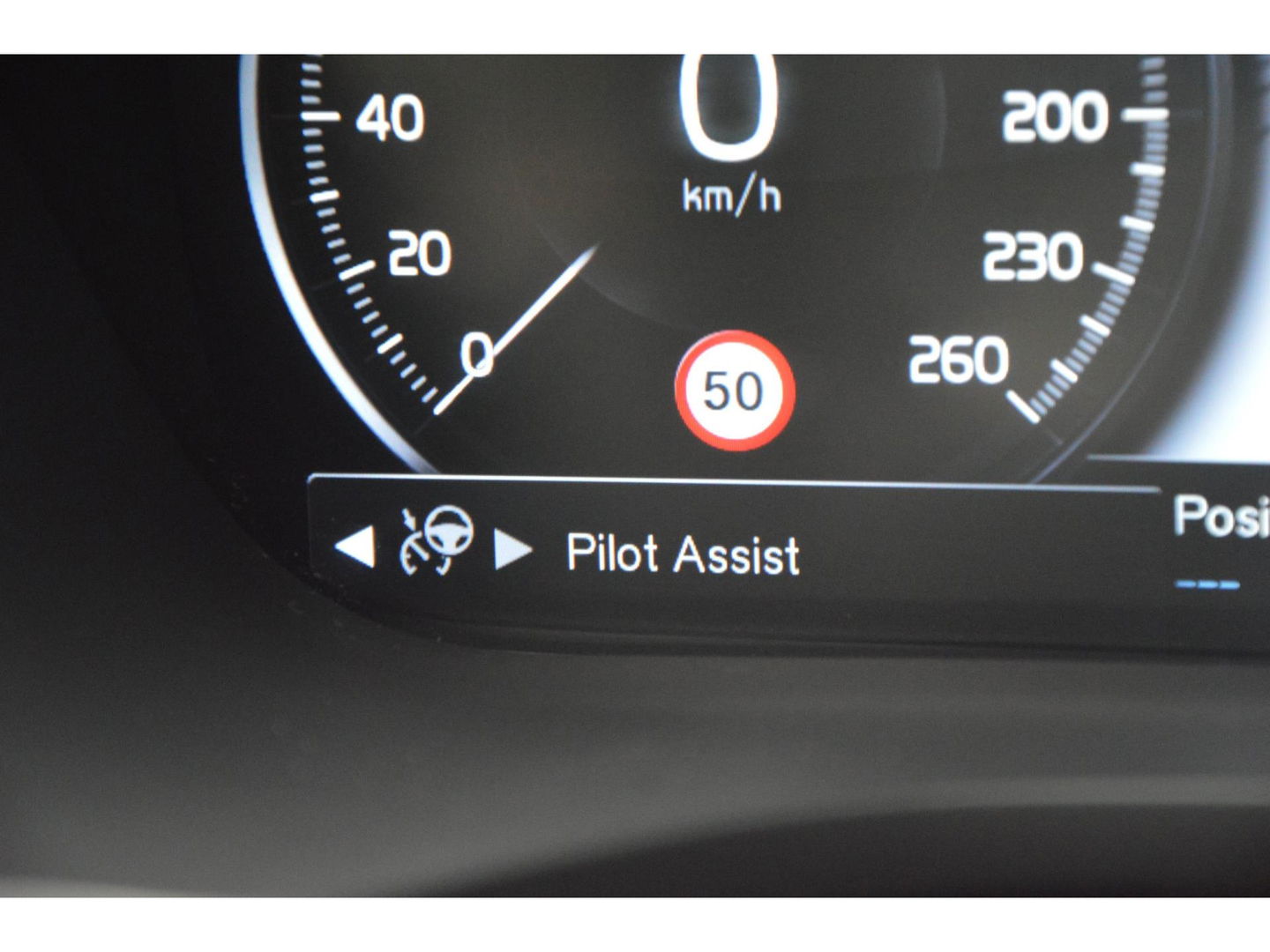 Volvo XC60 T8 Hybride AWD Momentum Pro | Head-Up | Panoramadak | Pilot-Assist | Trekhaak 2100KG | Camera | Stoelverwarming |